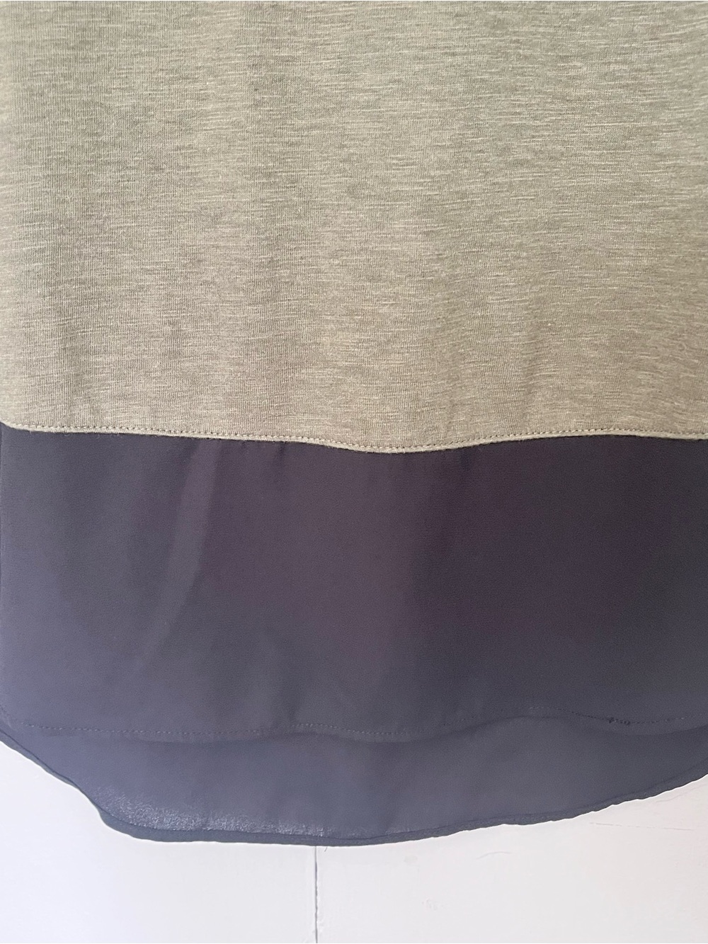 Express Factory Colorblock Tee XS - Picture 3 of 5